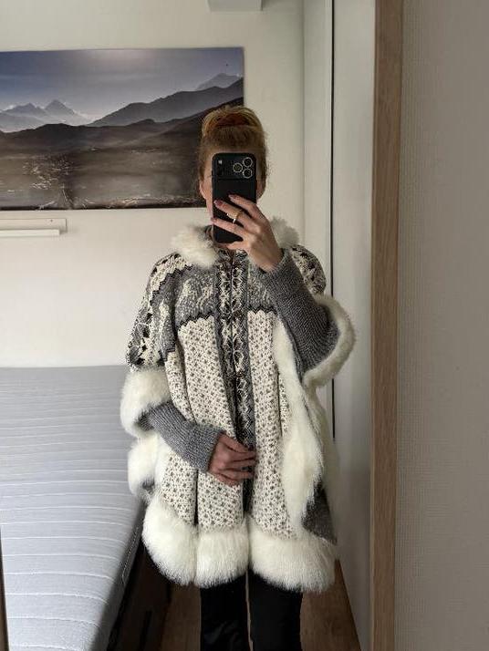 Nordic Poncho - Scandinavisch patroon, Onbekend, Ophalen of Verzenden, Nieuw