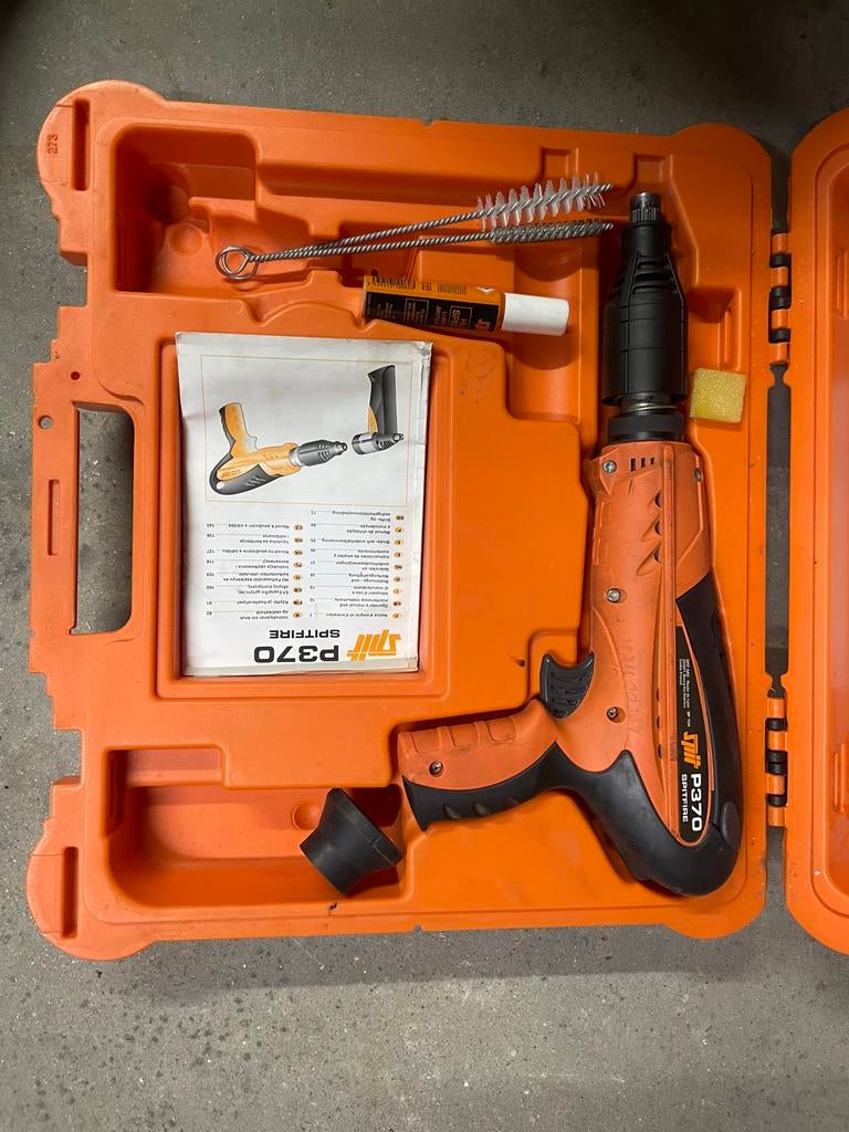 Spit Schiethamer P370 op kruitpatronen voor beton, Ophalen of Verzenden, Gebruikt