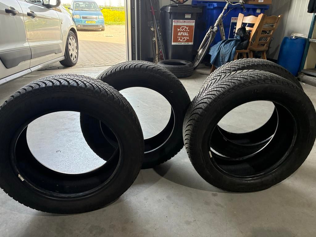 Goodyear All Season banden 235/55R18, Auto-onderdelen, Banden en Velgen, 18 inch, Gebruikt, Ophalen of Verzenden, 235 mm