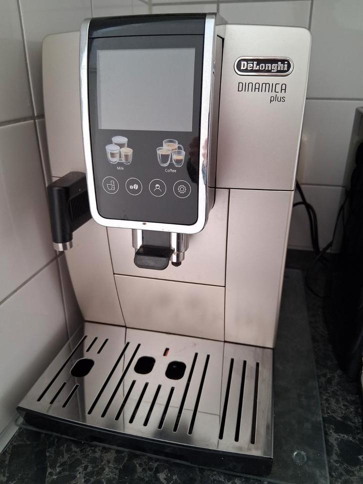 DeLonghi Dinamica Plus koffiezetapparaat, Witgoed en Apparatuur, Koffiezetapparaten, Zo goed als nieuw, Koffiebonen, Koffiemachine