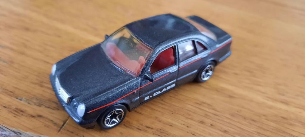 Matchbox Mercedes E Class/klasse in nette onbespeelde staat, Ophalen of Verzenden, Auto