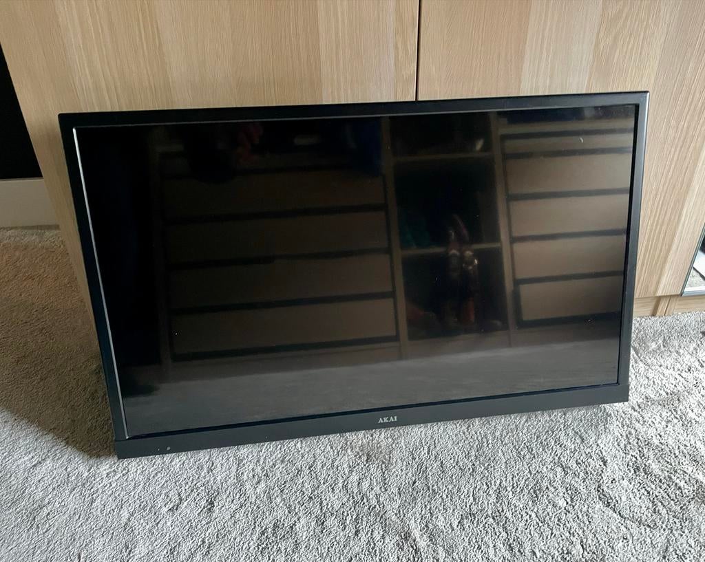 Akai 32 inch TV met ingebouwde DVD-speler, 50 Hz, HD Ready (720p), 80 tot 100 cm, Ophalen