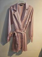 Nikkie wrap dress licht roze, Kleding | Dames, Ophalen of Verzenden, Zo goed als nieuw, Nikkie, Roze