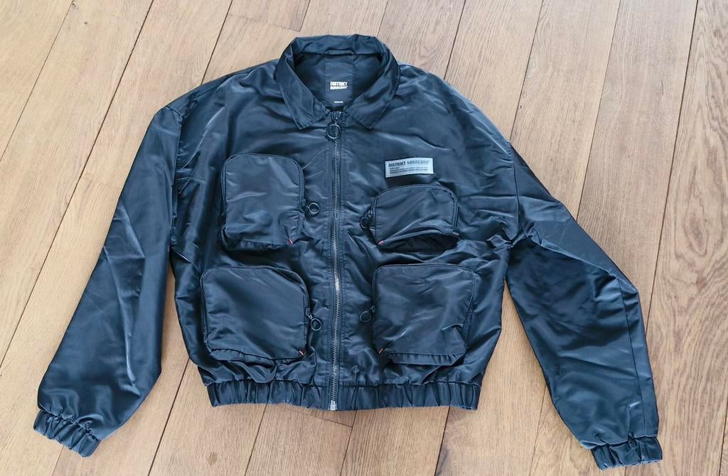 Zomerjas (Distrikt Norrebro,  extra Large,  zwart), Ophalen of Verzenden, Zo goed als nieuw, Maat 52/54 (L), Zwart