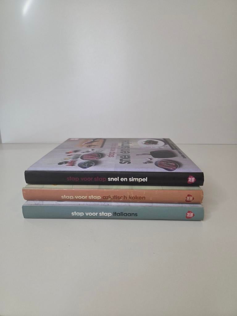 3 Kookboeken bundel | Snel en simpel | Aziatisch | Italiaans, Italië, Hoofdgerechten, Ophalen of Verzenden, Zo goed als nieuw