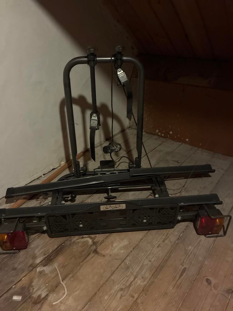 Gebruikte trekhaakdrager voor 2 fietsen, Ophalen, 2 fietsen, Nieuw, Trekhaakdrager