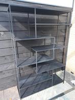 Zwarte vakkenkast, Met plank(en), Gebruikt, 100 tot 150 cm, 200 cm of meer