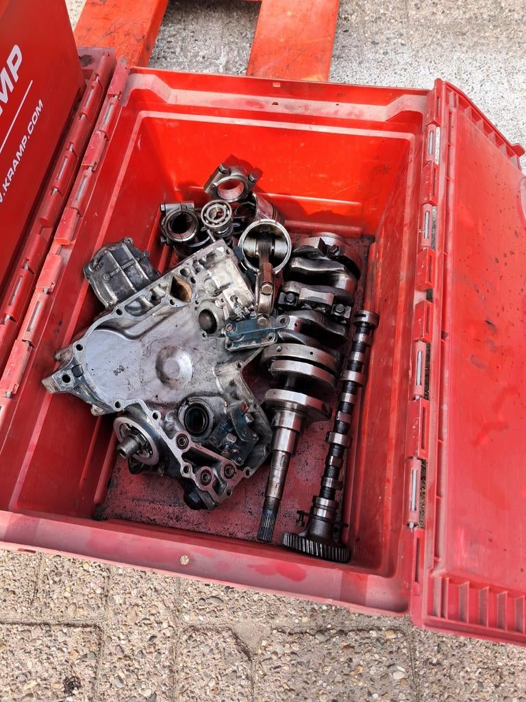 Kubota D850 motor voor onderdelen, Ophalen