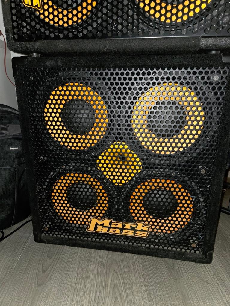 Markbass STD 104 HR Basgitaar Speakerkast 800W, Ophalen, Zo goed als nieuw, Basgitaar, 100 watt of meer