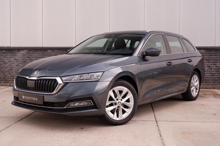 Skoda Octavia Combi 1.5 e-TSI Business Edition Plus Trekhaak, Auto's, Skoda, Te koop, Octavia, ABS, Achteruitrijcamera, Adaptive Cruise Control