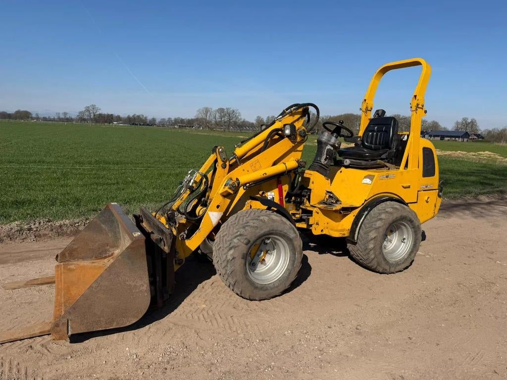 Jobmann 200-35 Shovel Loader (bj 2008), Wiellader of Shovel