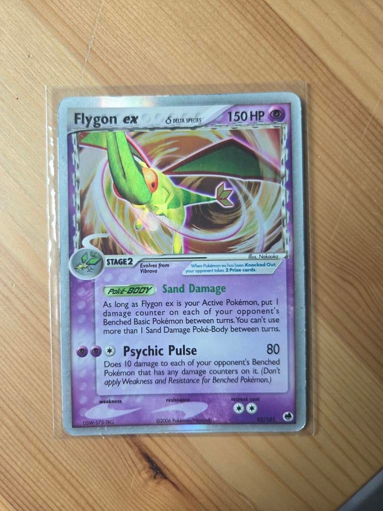 Flygon ex Delta Species Pokémon Kaart 92/101, Ophalen of Verzenden, Gebruikt, Losse kaart