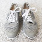 Mooie Suede Hassia Gympen (Maat 37) - s15 € 65,-, Hassia, Ophalen of Verzenden, Grijs, Sneakers of Gympen