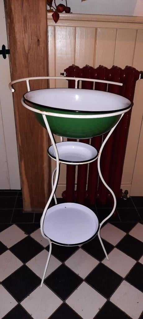 Bidetstel , emaille, brocante , antiek, bidet, Doe-het-zelf en Verbouw, Sanitair, Ophalen, Zo goed als nieuw, Toilet