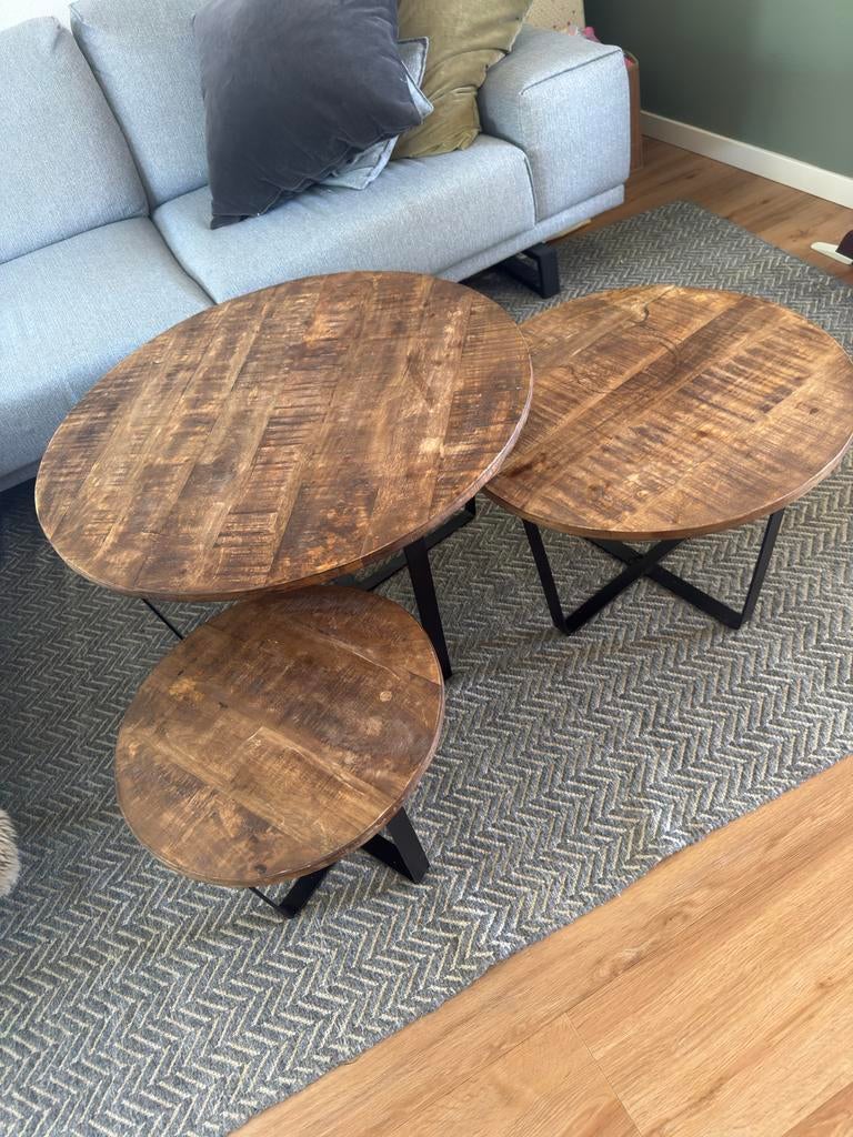 Salontafel set van 3 - industrieel mangohout/zwart metaal, Ophalen, Rond, 50 tot 100 cm, Zo goed als nieuw