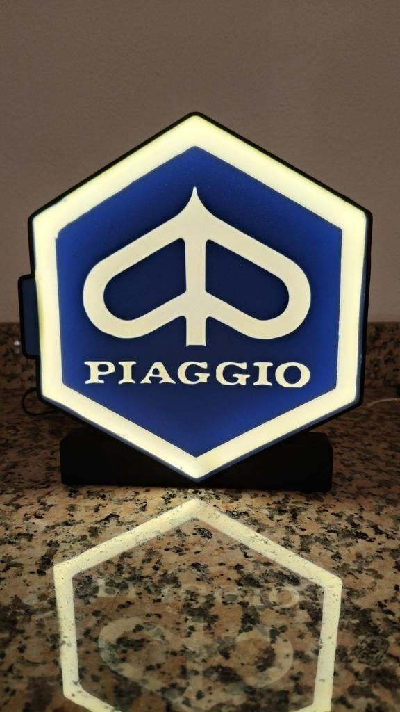 Piaggio lichtbak met LED verlichting, Verzamelen, Ophalen of Verzenden, Nieuw, Lichtbak of (neon) lamp