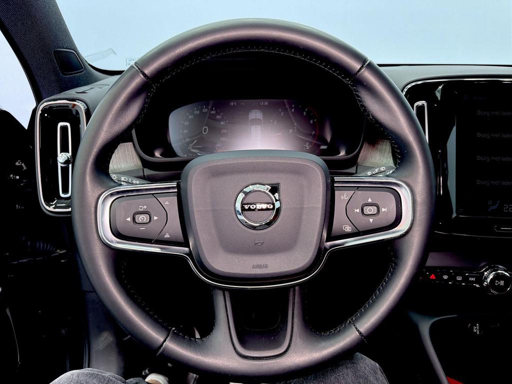 Volvo XC40 2.0 T4 Inscription Scandinavische luxe in zijn pu, Euro 6, Origineel Nederlands, SUV of Terreinwagen, Zilver of Grijs