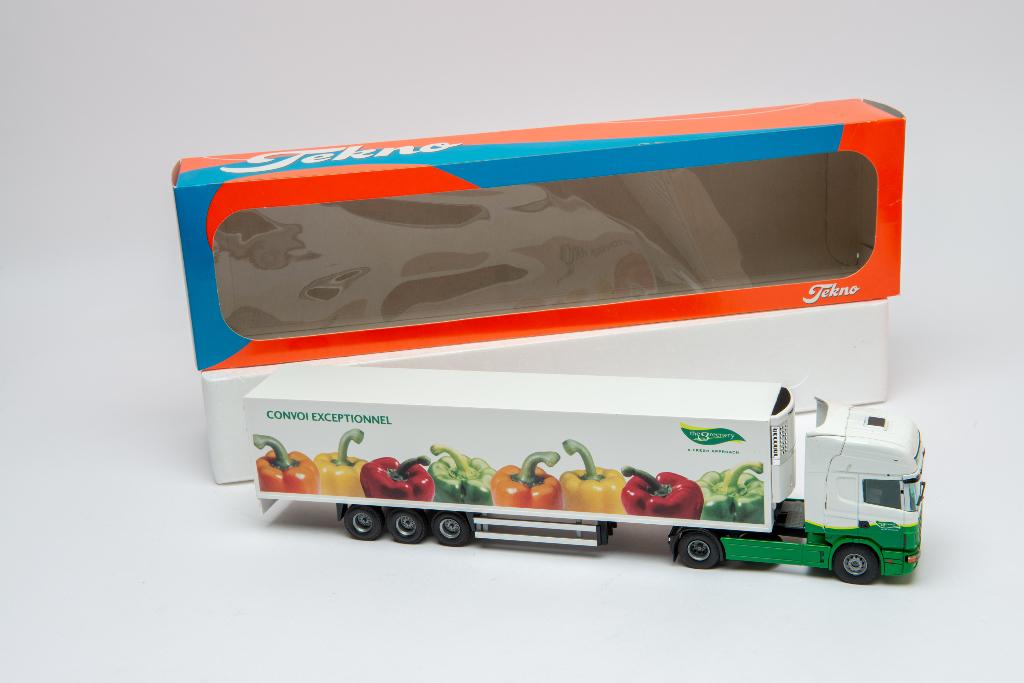 Scania Greenery Tekno paprika tomaat, Hobby en Vrije tijd, Modelauto's | 1:50, Ophalen of Verzenden, Nieuw, Bus of Vrachtwagen