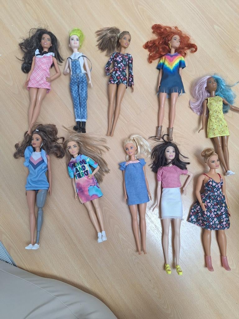 Barbie Fashionista poppen, Kinderen en Baby's, Speelgoed | Poppen, Ophalen of Verzenden, Barbie