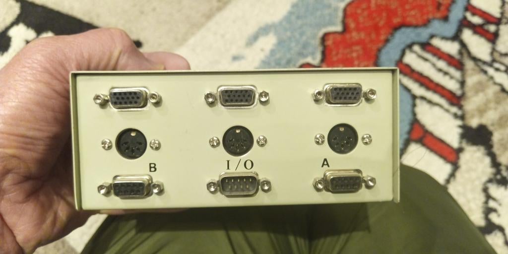 Vintage Data Transfer Switch - DB9 & Mini-DIN, Ophalen of Verzenden, Gebruikt