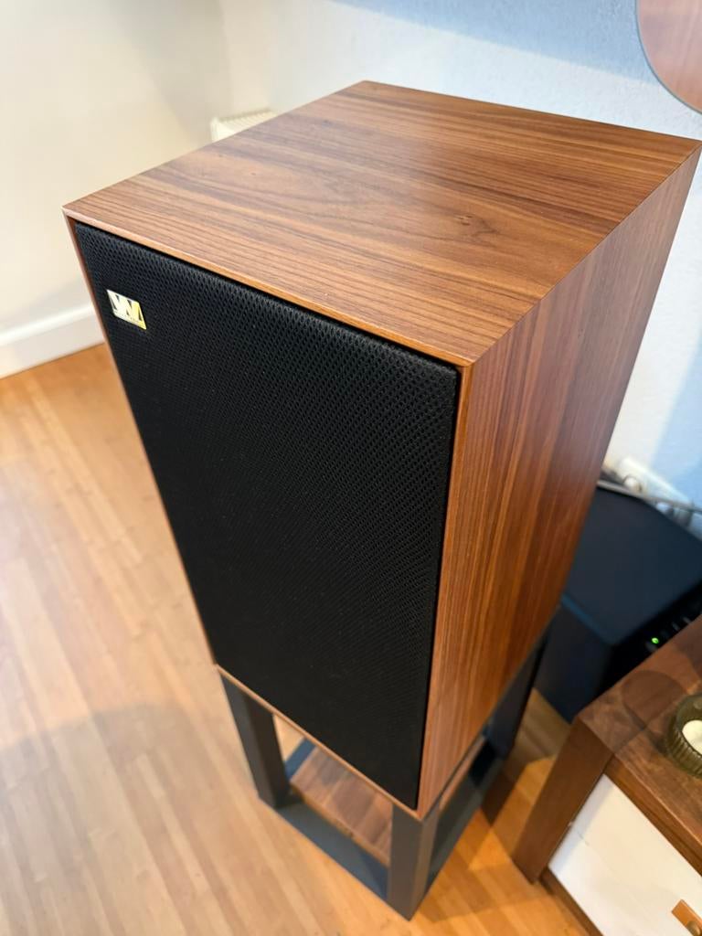 Wharfdale Linton Heritage 85 (zonder stands) walnoot, Audio, Tv en Foto, Luidsprekers, Zo goed als nieuw, Front, Rear of Stereo speakers