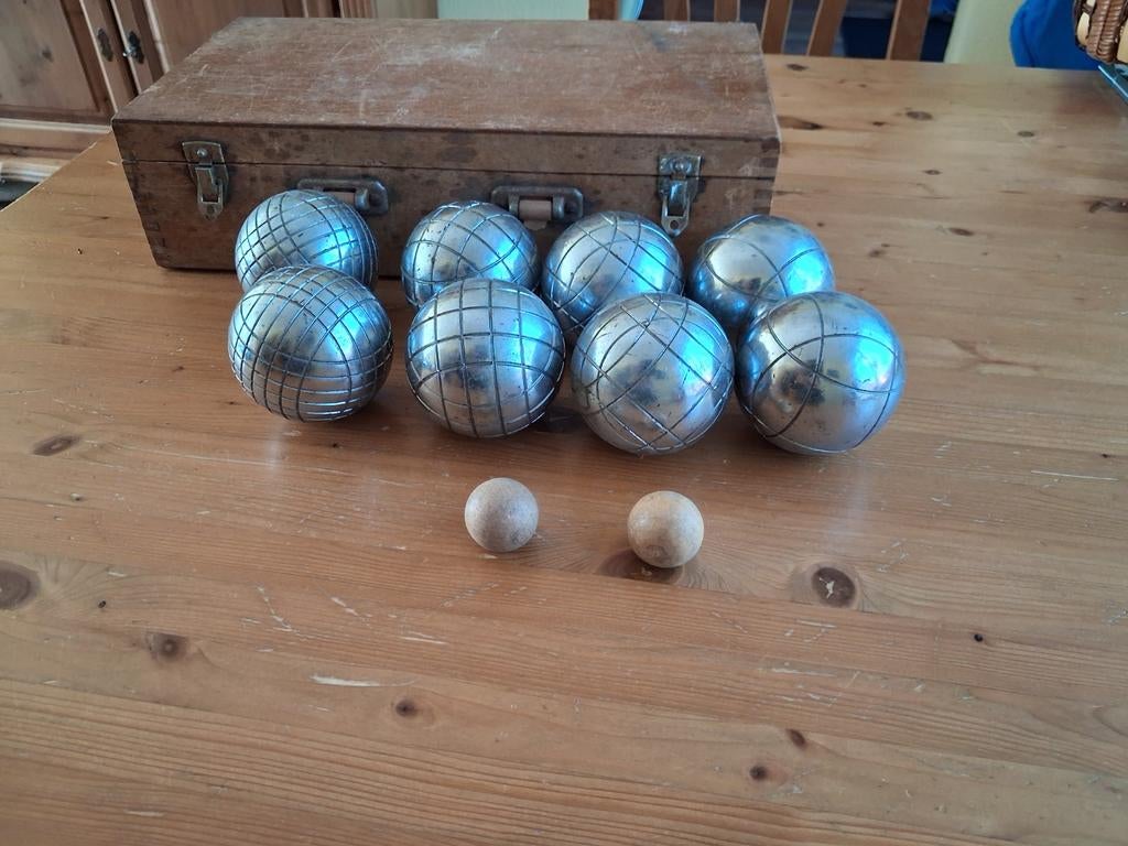 8 jeu de boules met 2 houten balletjes, Ophalen of Verzenden, Gebruikt, Bal