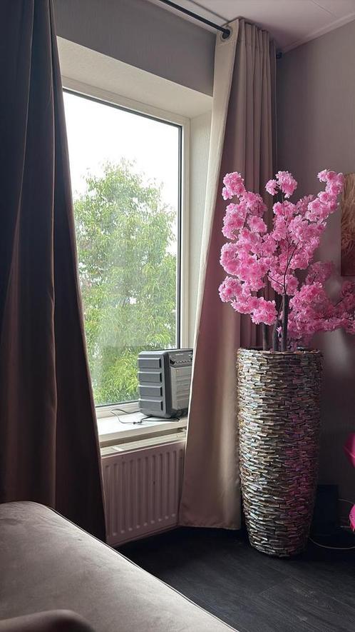 Luxe schelpenvazen, Huis en Inrichting, Woonaccessoires | Vazen, Wit, Minder dan 50 cm, Aardewerk of Porselein, Ophalen of Verzenden