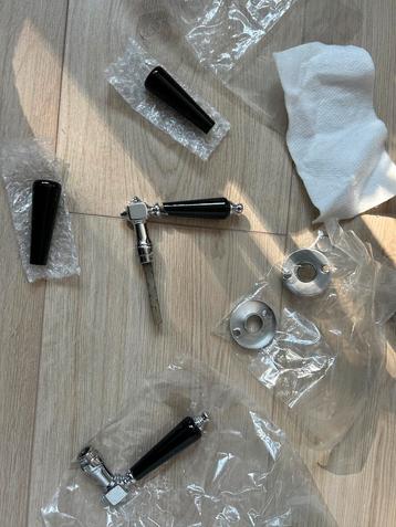Deurklink accessoires antiek beschikbaar voor biedingen