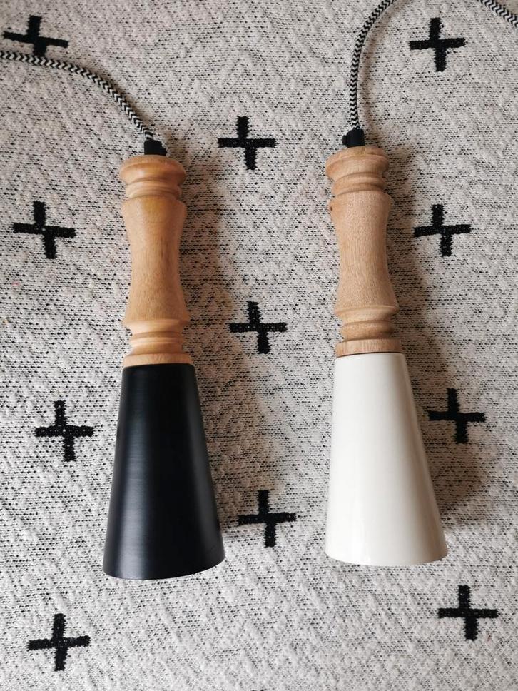 Be Pure Home. Lamp ‘Blend’. Houten hanglamp wit en zwart, Huis en Inrichting, Lampen | Hanglampen, Nieuw, Minder dan 50 cm, Hout