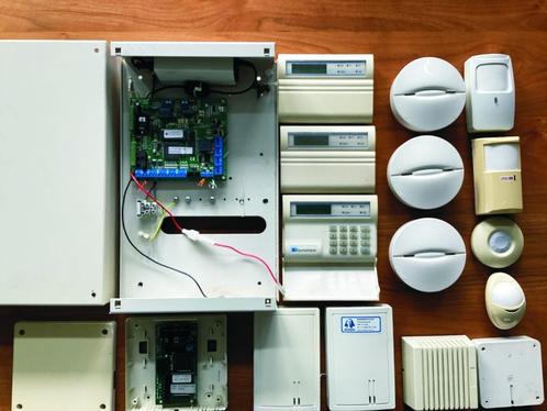 Alarmsysteem, Doe-het-zelf en Verbouw, Alarmsystemen, Gebruikt, Compleet systeem, Beweging, Draadloos, Ophalen of Verzenden