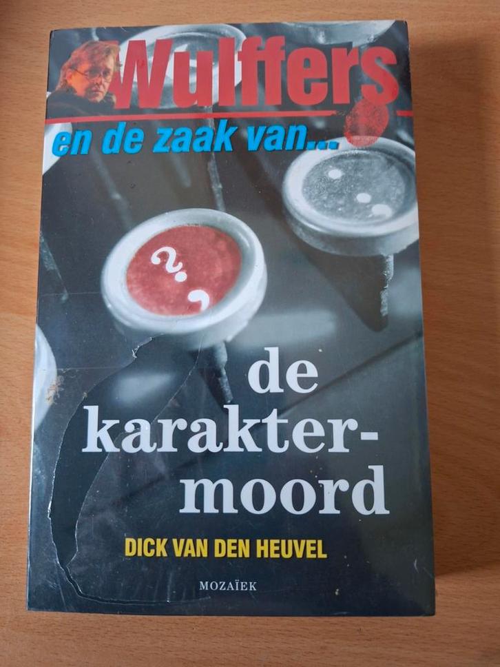 Wulffers en de zaak van de karaktermoord -  van den Heuv, Boeken, Detectives, Nieuw, Ophalen of Verzenden