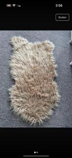 Zacht beige vloerkleed, Huis en Inrichting, Ophalen, 100 tot 150 cm, Beige, 50 tot 100 cm