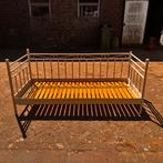 1 persoonsbed van 90cm bij 2m met losse latten bodem, Huis en Inrichting, Slaapkamer | Bedden, Ophalen, 90 cm, Eenpersoons, Wit