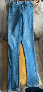 Levi's Strauss 26/32, Kleding | Dames, Spijkerbroeken en Jeans, Ophalen of Verzenden, Zo goed als nieuw, Blauw, W27 (confectie 34) of kleiner