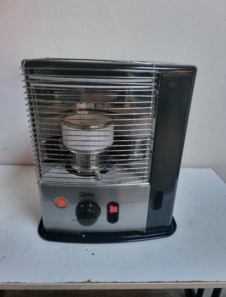 Qlima Pertroluemkachel R 8128S C-2 steel-black (Nieuw), Huis en Inrichting, Kachels, Nieuw, Vrijstaand, Petroleumkachel, Overige brandstoffen