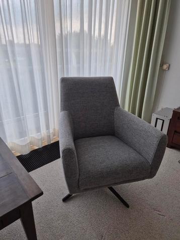 Fauteuille of losse draai stoel