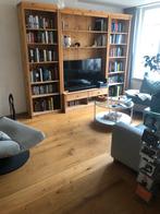 Grenen boekenkast met ruimte voor tv, Huis en Inrichting, 25 tot 50 cm, 200 cm of meer, Grenenhout, Zo goed als nieuw
