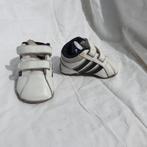 Stoere babyschoenjtes. Mt 17. Merk Adidas, ., Schoenen, Ophalen of Verzenden, Zo goed als nieuw