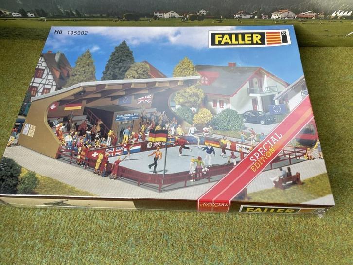 Faller 195382 Kunstijsbaan, Hobby en Vrije tijd, Modeltreinen | H0, Nieuw, Brug, Tunnel of Gebouw, Gelijkstroom of Wisselstroom