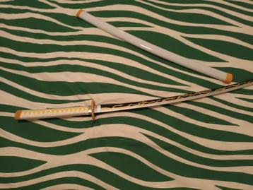 Zenitsu Agatsuma Katana - Demon Slayer Cosplay beschikbaar voor biedingen