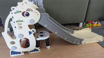 Kids Slide for Sale – Excellent Condition! beschikbaar voor biedingen