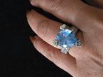 Massieve zilveren ring / topaas / zirkonia's, 18 tot 19, Ophalen of Verzenden, Zo goed als nieuw, Dame