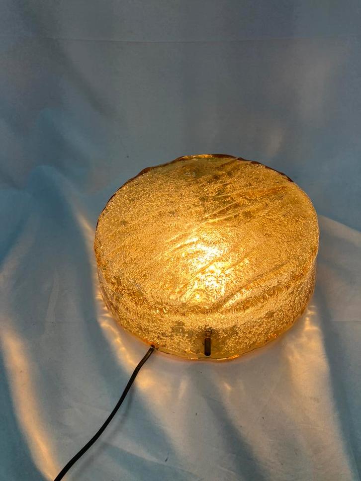 Vintage amberkleurige glazen ijsglas plafondlamp of wandlamp, Huis en Inrichting, Lampen | Plafondlampen, Gebruikt, Glas, Ophalen of Verzenden