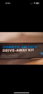 Dometic twin drive away kit 4 m met rails, Caravans en Kamperen, Ophalen, Zo goed als nieuw