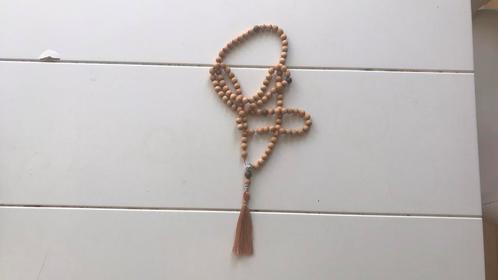 Mala 108 sandalwood kralen, Sieraden, Tassen en Uiterlijk, Kettingen, Nieuw, Overige materialen, Wit, Ophalen of Verzenden