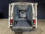 Volkswagen Crafter 2.0 TDI 141pk Automaat L4H3 L3H2 Euro6 Ai, Auto's, Stof, 4 cilinders, Volkswagen, 3000 kg