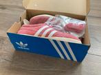 Adidas Gazelle vintage roze/rood maat 36 2/3, Ophalen of Verzenden, Zo goed als nieuw, Sneakers of Gympen, Rood