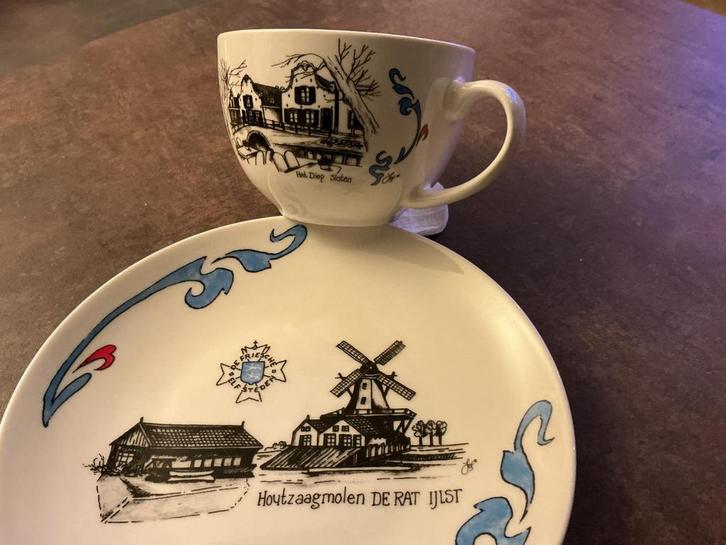 10 Ontbijtbordjes met afbeeldingen van de friese elfsteden ., Huis en Inrichting, Keuken | Servies, Bord(en), Overige stijlen