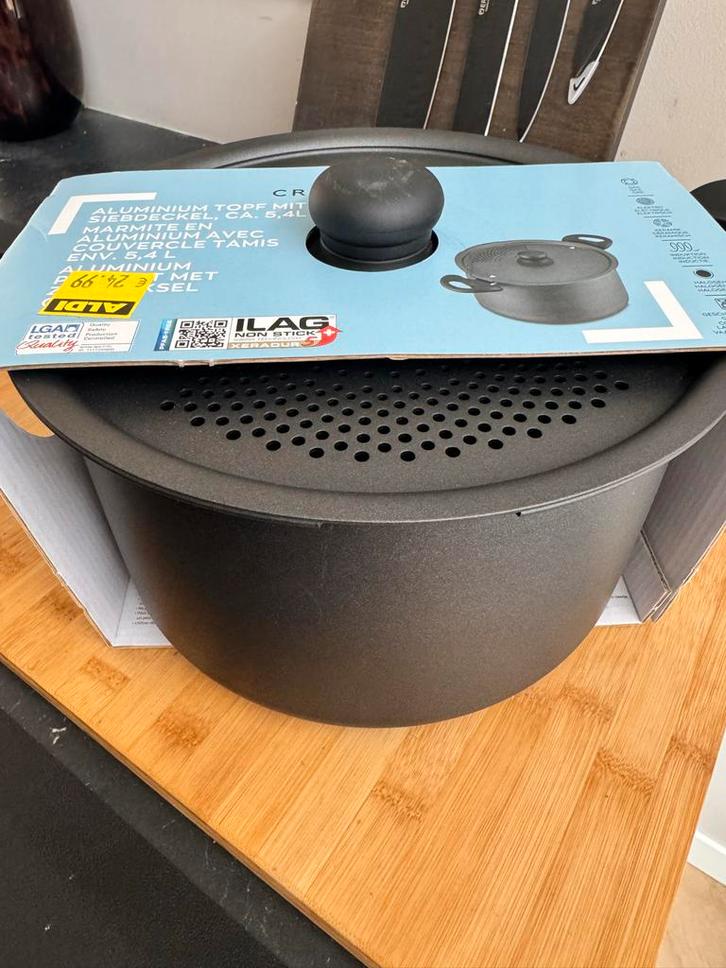 Crofton Aluminium Kookpan met Zeefdeksel - Nieuw!, Huis en Inrichting, Keuken | Potten en Pannen, Nieuw, Kookpan of Snelkookpan
