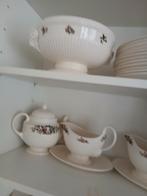 Compleet wedgwood servies, Huis en Inrichting, Keuken | Servies, Ophalen of Verzenden, Zo goed als nieuw, Porselein, Wedgwood